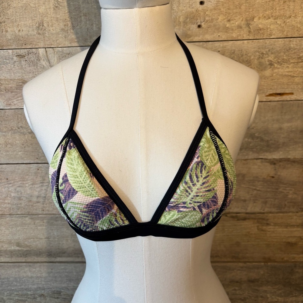 🛍️3/$30 Ibiza women’s tropical print triangle string bikini in size‎ small